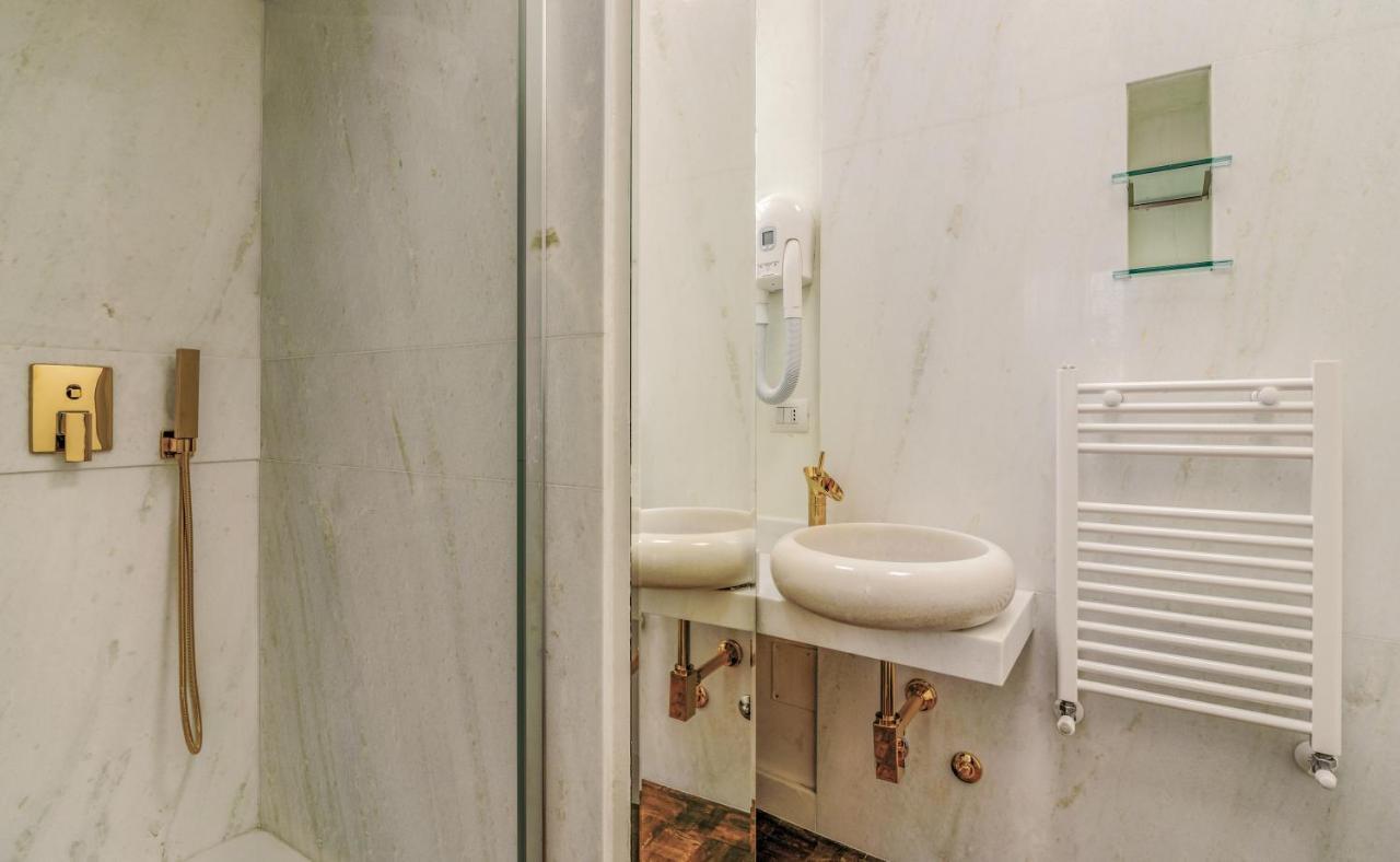 Riviere Private Rooms Alla Scala Milão Exterior foto